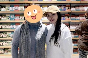 伊能静与婆婆英国同游，57岁保养秘诀曝光