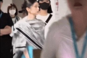 周也冷脸事件解析：娱乐圈冷感美人特质盘点