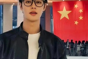 柯淳直播遇私生饭骚扰，温柔回应显高情商