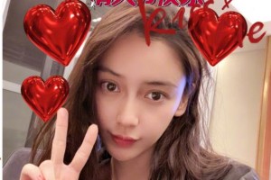 明星情人节动态：Angelababy独晒美照，吴尊全家秀恩爱