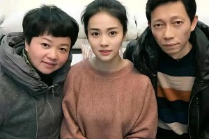 明星全家福对比：谁丑遗传谁的基因真相