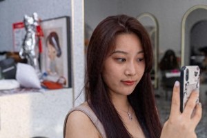 肖战全开麦舞台惊艳内娱，实力唱功征服观众